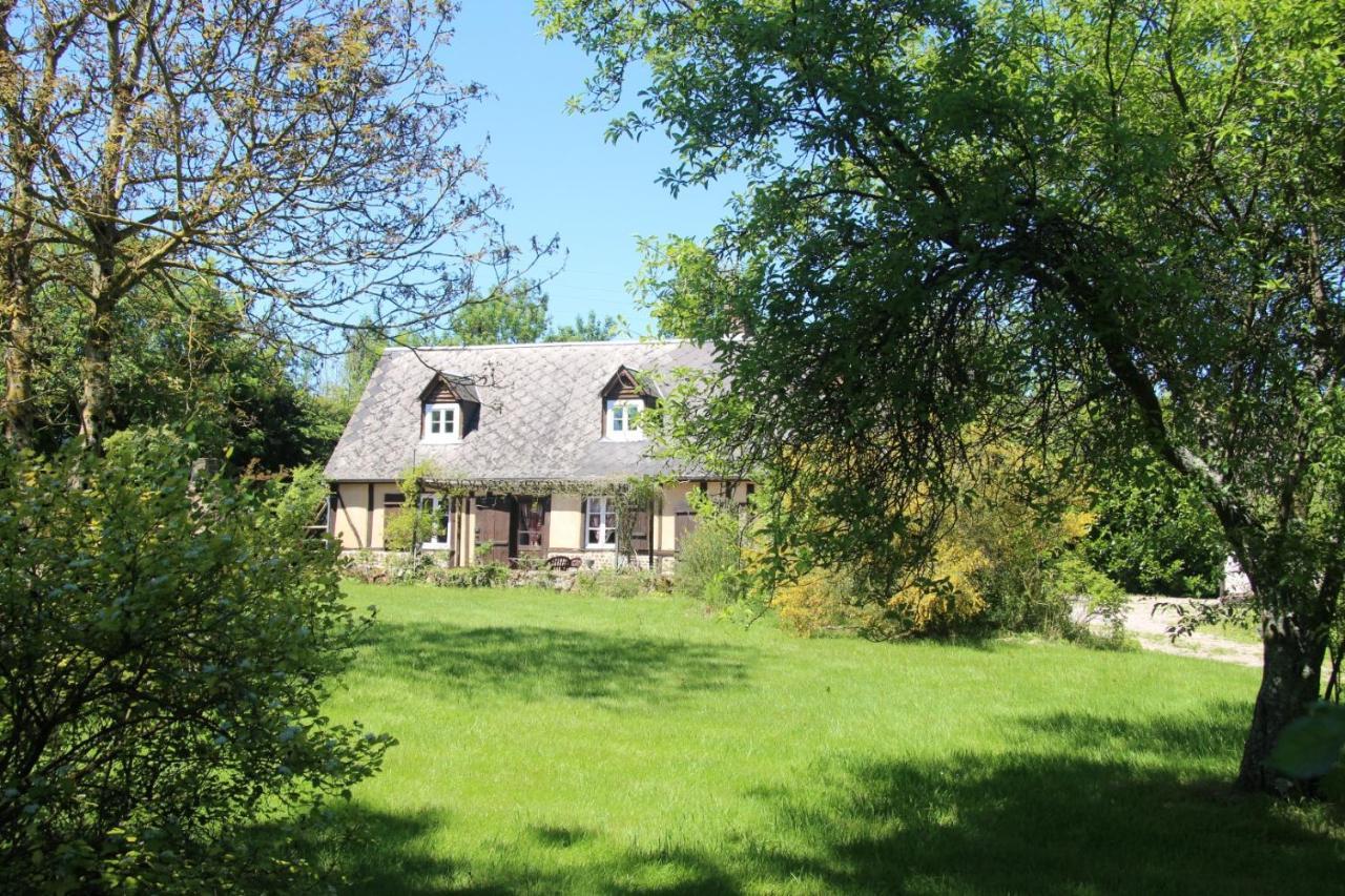 Le Pommenial De La Herissonniere Saint-Aubin-de-Bonneval Eksteriør billede